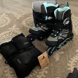 Rollerblades - Size 7 & Adult Protective Set